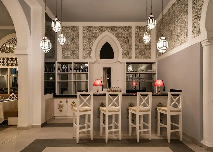 Grand Makadi - Couples And Families Only