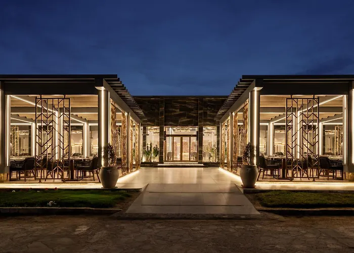 Grand Makadi - Couples And Families Only 5*